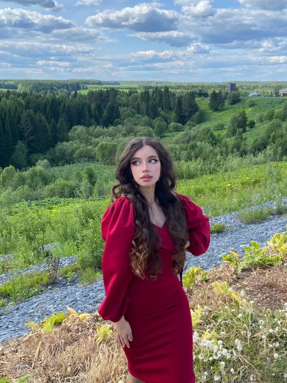 Полина