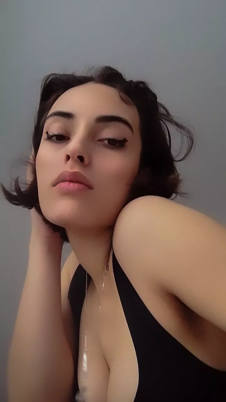 Ева